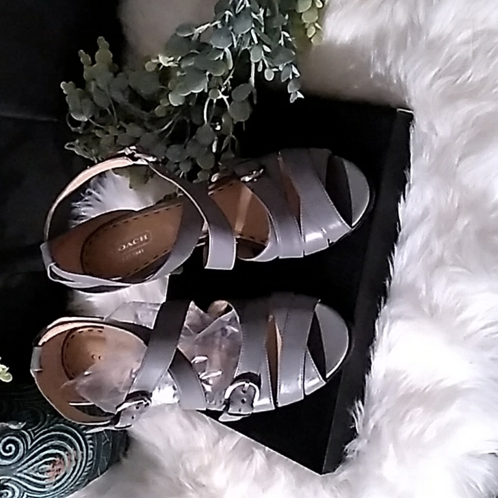 COACH SANDALS 👡